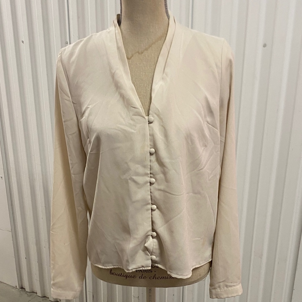 Forever 21 Cream Button-Front V-Neck Blouse